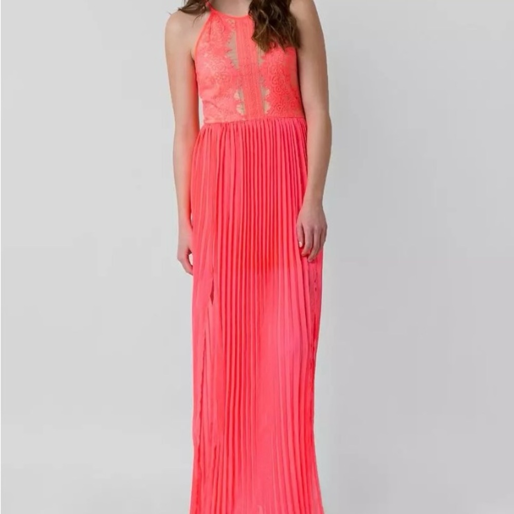 Women’s Coral Halter Lace Pleated Maxi Dress
